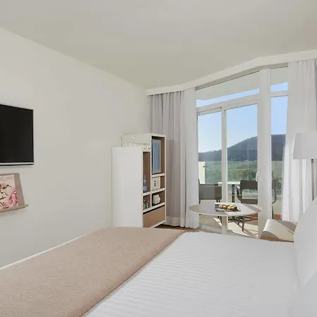 Hotel Melia Antillas Calvia Beach 4*